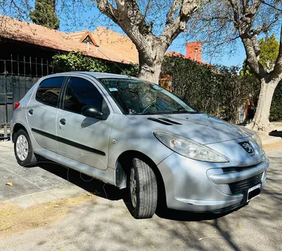 Peugeot 207 Compact 1.4 XR 5P usado (2012) color Gris Aluminium precio $10.500.000