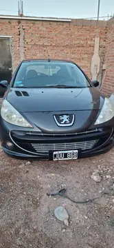 Peugeot 207 Compact 1.4 Active 5P usado (2011) color Gris Grafito precio $10.000.000