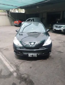 Peugeot 207 Compact 1.4 Allure 5P usado (2013) color Negro Perla precio $13.000.000