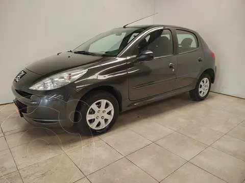 Peugeot 207 Compact 1.4 Allure 5P usado (2016) color Gris Grafito precio $14.504.000