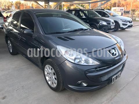foto Peugeot 207 Compact Sedán 1.6 XT 4P usado (2012) precio $600.000