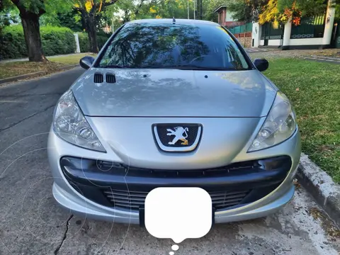 Peugeot 207 Compact 1.4 Active 5P usado (2013) color Gris precio $8.700.000