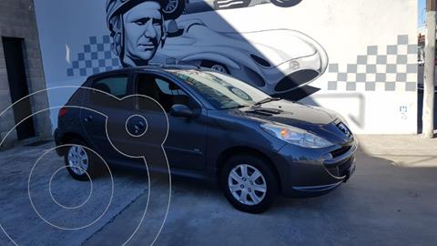 foto Peugeot 207 Compact 1.4 HDi Allure 5P usado (2015) color Gris Oscuro precio $790.000