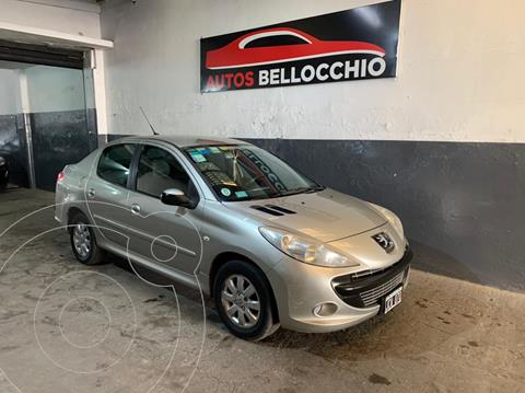 foto Peugeot 207 Compact 1.6 XS 5P usado (2010) precio $700.000