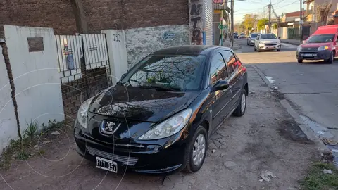 Peugeot 207 Compact 1.9D XT 5P usado (2009) color Negro precio $7.300.000