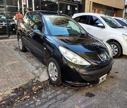 foto Peugeot 207 Compact Sedán 1.4 HDi XR 4P usado (2011) precio $660.000
