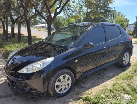 Peugeot 207 Compact 1.4 XS 5P usado (2009) color Negro precio $9.400.000