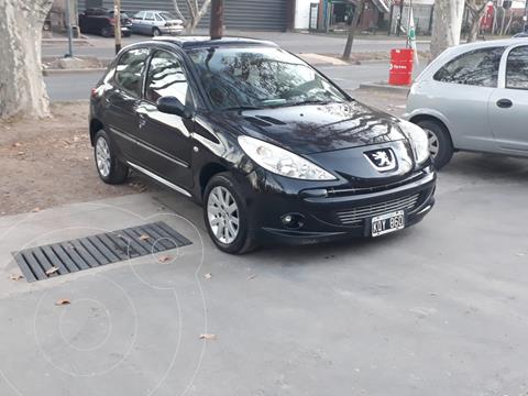 Peugeot 207 Compact 1.6 XT 5P usado (2011) color Negro precio $730.000