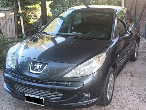 Peugeot 207 Compact 1.4 HDi Feline 5P usado (2011) color Gris Grafito precio $8.500.000