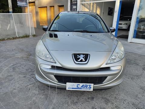 foto Peugeot 207 Compact Sedán 1.4 HDi Allure 4P usado (2013) precio $659.000