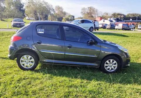 Peugeot 207 Compact 1.4 HDi XS 5P usado (2012) color Gris Grafito precio u$s8.500