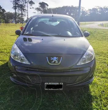 Peugeot 207 Compact 1.4 HDi XS 5P usado (2012) color Gris Grafito precio u$s8.100