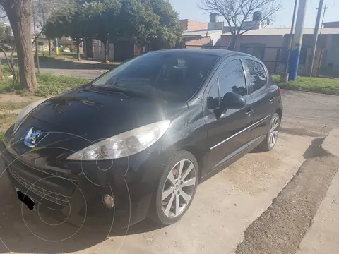 Peugeot 207 GTi 5P usado (2011) color Negro precio $9.500.000