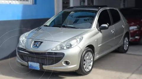 Peugeot 207 207 COMPACT 1.4 HDI 5 P.XT//FELINE usado (2011) color Gris precio $11.899.000