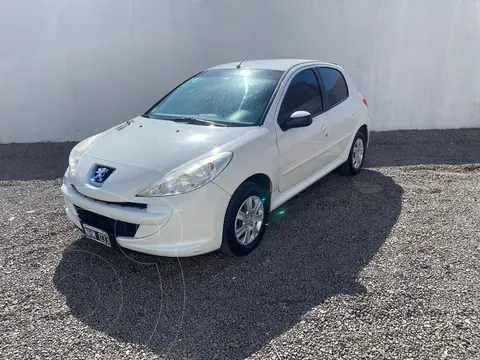 Peugeot 207 207 COMPACT 1.4 5 P XS//ALLURE usado (2014) color Blanco precio $9.900.000