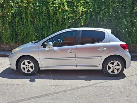 Peugeot 207 5P Allure Personal usado (2012) color Plata precio $90,000