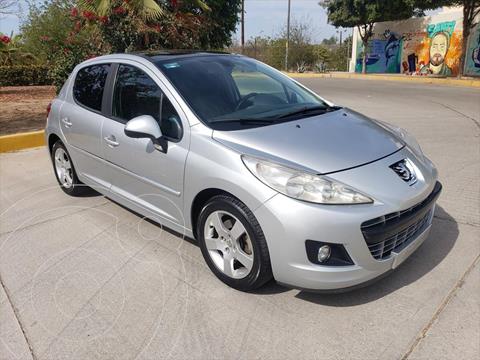 foto Peugeot 207 1.6 FÉLINE 5P MT usado (2012) color Gris precio $95,000