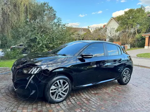 Peugeot 208 Feline 1.6 Tiptronic usado (2023) color Negro financiado en cuotas(anticipo $700.000 cuotas desde $250.000)