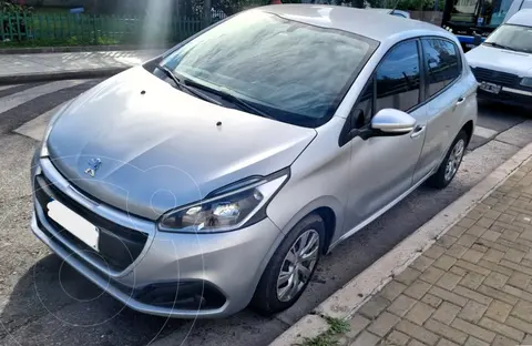 Peugeot 208 Active 1.6 usado (2019) color Gris precio $15.000.000