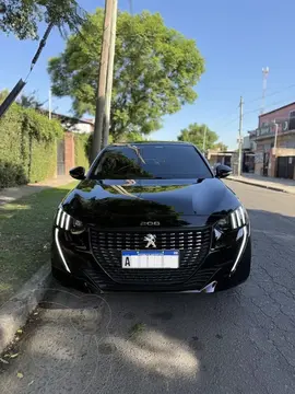 Peugeot 208 Allure 1.6 Tiptronic usado (2022) color Negro Perla financiado en cuotas(anticipo $9.900.000 cuotas desde $460.000)