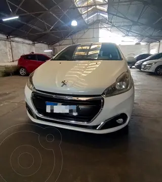 Peugeot 208 Allure 1.6 Tiptronic usado (2017) color Blanco Nacre precio $15.700.000