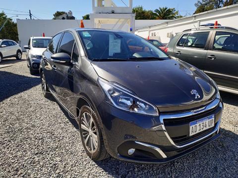 foto Peugeot 208 Feline 1.6 Aut usado (2018) precio $1.770.000