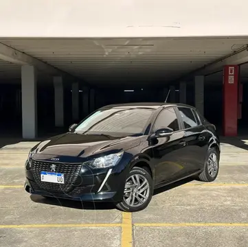 Peugeot 208 Allure 1.6 Tiptronic usado (2021) color Negro financiado en cuotas(anticipo $7.500.000 cuotas desde $300.000)