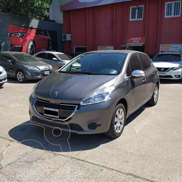 foto Peugeot 208 Active 1.5 usado (2015) color Gris precio $1.420.000