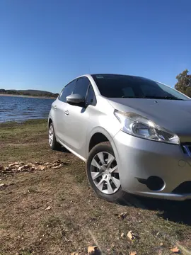 Peugeot 208 Active 1.5 usado (2014) color Gris Aluminium precio $13.500.000