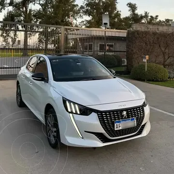 Peugeot 208 Feline 1.6 Tiptronic usado (2022) color Blanco Nacarado financiado en cuotas(anticipo $12.000.000 cuotas desde $500.000)