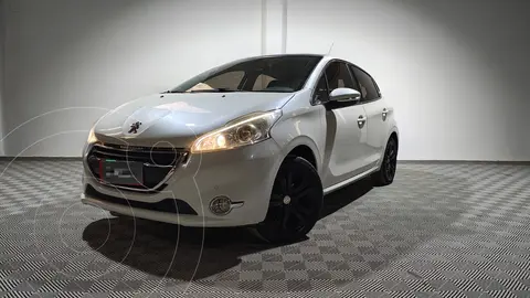 Peugeot 208 Feline 1.6 Pack Cuir usado (2015) color Blanco Nacre precio $15.974.000