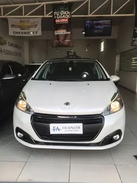 Peugeot 208 Feline 1.6 Aut usado (2020) color Blanco Banquise precio $9.660.000