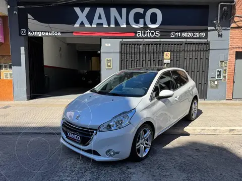 Peugeot 208 208 1.6 5P FELINE PK CUIR usado (2015) color Blanco precio $15.500.000