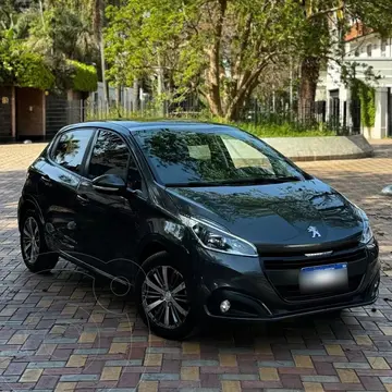 Peugeot 208 Feline 1.6 Aut usado (2020) color Gris financiado en cuotas(anticipo $7.800.000 cuotas desde $350.000)