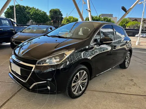 Peugeot 208 Feline 1.6 usado (2019) color Negro Perla financiado en cuotas(anticipo $6.500.000 cuotas desde $350.000)