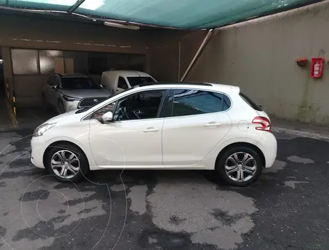 Peugeot 208 Feline 1.6 Pack Cuir usado (2016) color Blanco Nacre financiado en cuotas(anticipo $8.000.000 cuotas desde $500.000)