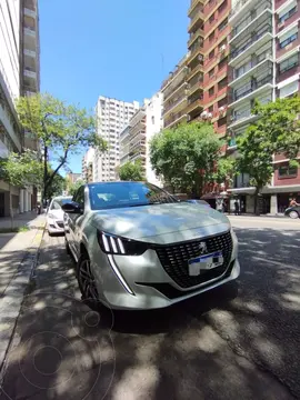 Peugeot 208 Feline 1.6 Tiptronic usado (2022) color Blanco financiado en cuotas(anticipo $5.800.000 cuotas desde $200.000)