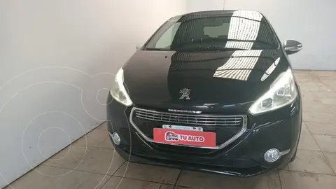 Peugeot 208 XY 3P usado (2014) color Negro precio $8.350.000