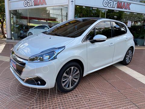 foto Peugeot 208 Feline 1.6 usado (2018) precio $1.639.990