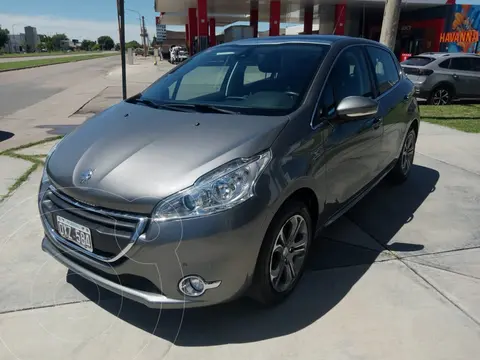 Peugeot 208 Feline 1.6 Pack Cuir usado (2015) color Moondust precio $13.900.000