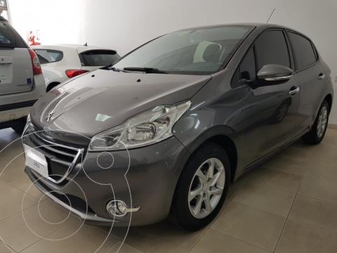 foto Peugeot 208 Allure 1.5 Full usado (2014) color Gris precio $1.280.000