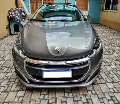 Peugeot 208 Feline 1.6 usado (2019) color Gris financiado en cuotas(anticipo $3.000.000 cuotas desde $270.000)