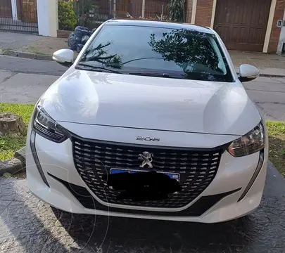 Peugeot 208 Allure 1.6 usado (2021) color Blanco financiado en cuotas(anticipo $3.500.000 cuotas desde $200.000)