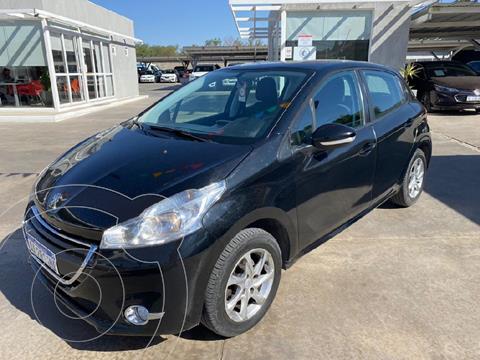 foto Peugeot 208 Allure 1.5 Full usado (2016) color Negro precio $1.590.000