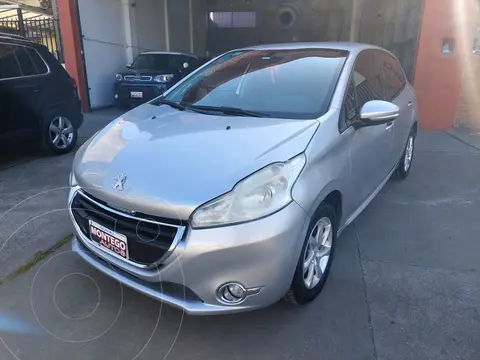 Peugeot 208 Allure 1.5 usado (2014) color Blanco Nacre precio $12.000.000