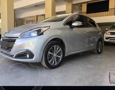 Peugeot 208 Feline 1.6 usado (2019) color Gris Aluminium financiado en cuotas(anticipo $930.000)