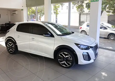 Peugeot 208 GT T200 usado (2025) color Blanco Banquise precio $31.900.000
