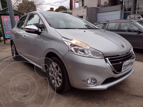 foto Peugeot 208 Allure 1.5 NAV usado (2016) precio $1.270.000