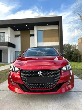 Peugeot 208 GT usado (2022) color Rojo financiado en cuotas(anticipo $15.000.000 cuotas desde $350.000)