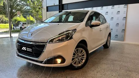 foto Peugeot 208 208 1.6 5P ALLURE usado (2018) color Blanco precio $16.900.000